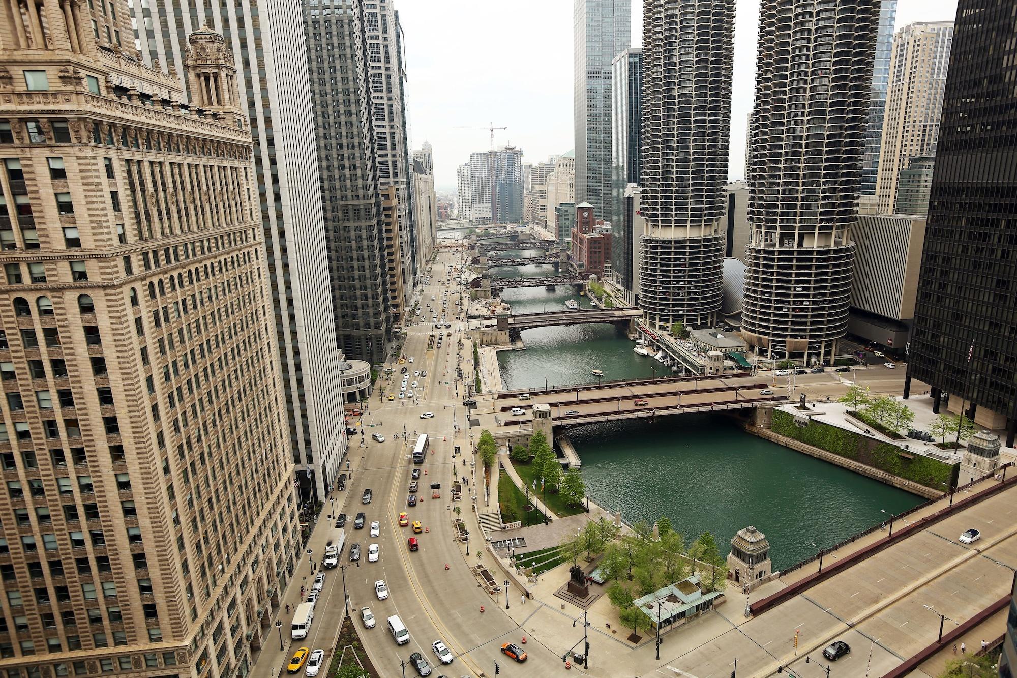 Hampton Inn Chicago Downtown/N Loop/Michigan Ave Экстерьер фото